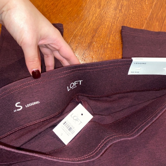 Burgundy Loft Leggings - Picture 2 of 2